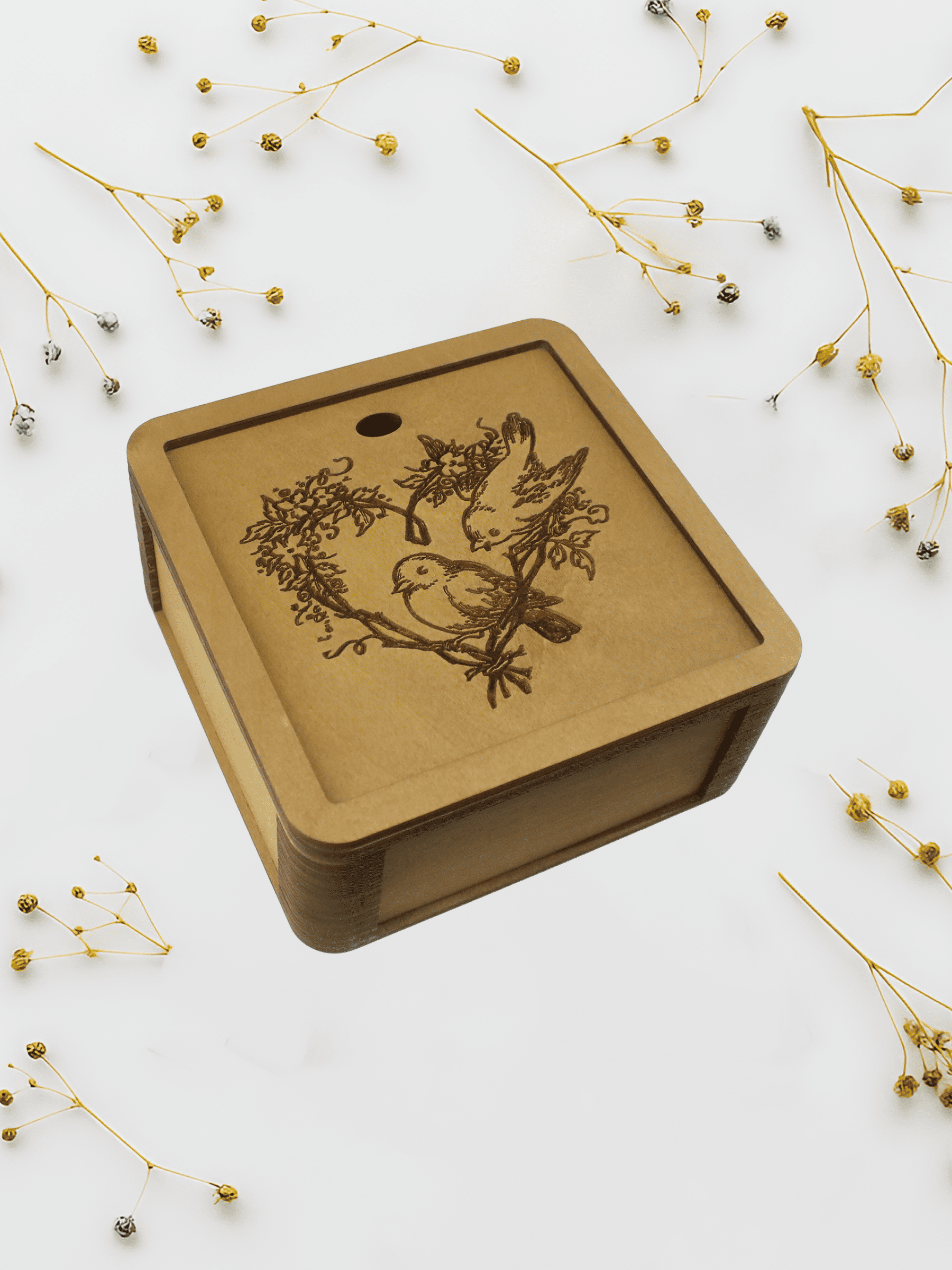 Деревянная коробка из фанеры с гравировкой, подарочный вариант